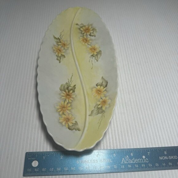 Vintage Divided Relish Tray Pink & Green Signed By Artist MWCD '74 - Picture 2 of 3